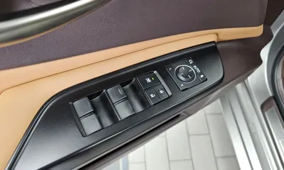 Lexus ES 2019, 87519 км, за 21333.86 USD - фото 29