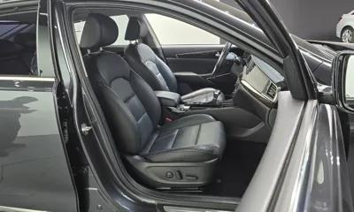 Kia K7 2019, 104087 км, за 8925.09 USD - фото 11