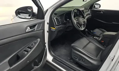 Hyundai Tucson 2019, 43588 км, за 12143.89 USD - фото 10
