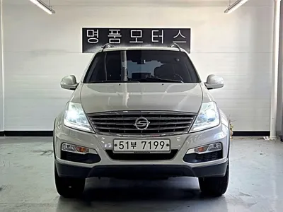 KG_Mobility_Ssangyong Rexton · 2014 год