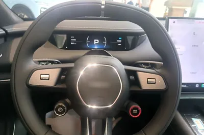 Xiaomi Auto SU7 2026, 100 км, за 41901 USD - фото 12