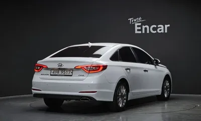 Hyundai Sonata 2017, 55546 км, за 8923.86 USD