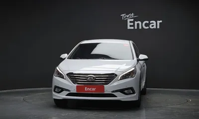 Hyundai Sonata 2017, 55546 км, за 8923.86 USD