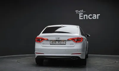 Hyundai Sonata 2017, 55546 км, за 8923.86 USD