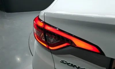 Hyundai Sonata 2017, 55546 км, за 8923.86 USD - фото 23