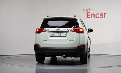 Toyota RAV4 2014, 89433 км, за 10634.11 USD
