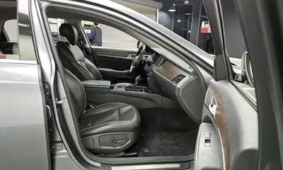 Hyundai Genesis 2015, 106590 км, за 9382.23 USD - фото 11