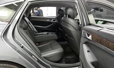 Hyundai Genesis 2015, 106590 км, за 9382.23 USD - фото 12