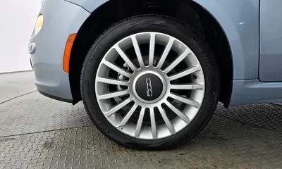 Fiat 500 2015, 95755 км, за 4761.59 USD