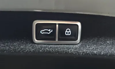 Hyundai Grandeur 2023, 143678 км, за 36104.64 USD - фото 20