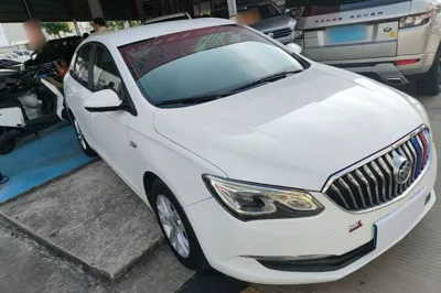 Buick GT 2017, 98700 км, за 5833 USD