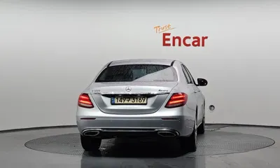 Mercedes-Benz E-Class 2019, 142025 км, за 12251.65 USD