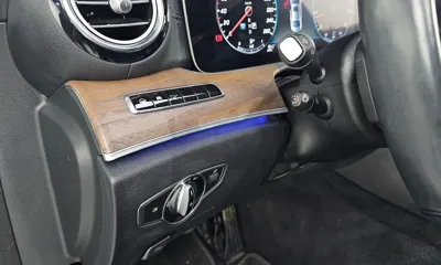 Mercedes-Benz E-Class 2019, 142025 км, за 12251.65 USD - фото 18