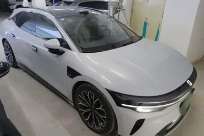 Zeekr 007GT 2025, 17200 км, за 27296 USD