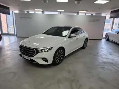 Mercedes-Benz E-Class · 2026 год
