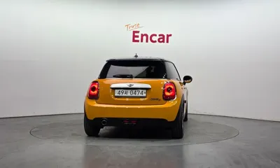 MINI Cooper 2014, 76855 км, за 2947.35 USD