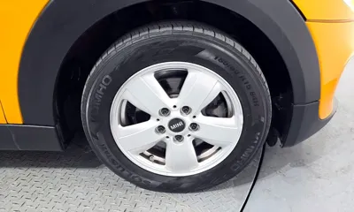 MINI Cooper 2014, 76855 км, за 2947.35 USD