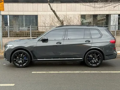 BMW X7 2022, 48090 км, за 62540.75 USD