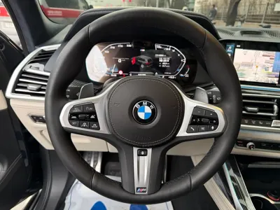 BMW X7 2022, 48090 км, за 62451.27 USD - фото 17