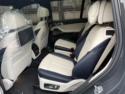 BMW X7 2022, 48090 км, за 62451.27 USD - фото 18