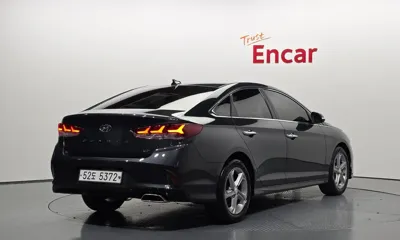 Hyundai Sonata 2018, 180881 км, за 5382.7 USD