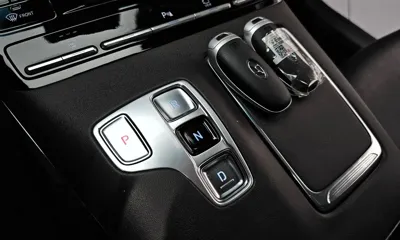 Hyundai Grandeur 2022, 57694 км, за 14910.66 USD - фото 9