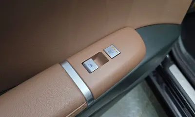 Hyundai Grandeur 2023, 30013 км, за 24097.73 USD - фото 28
