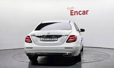 Mercedes-Benz E-Class 2019, 67835 км, за 14651.29 USD