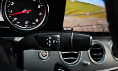 Mercedes-Benz E-Class 2019, 67835 км, за 14651.29 USD - фото 9