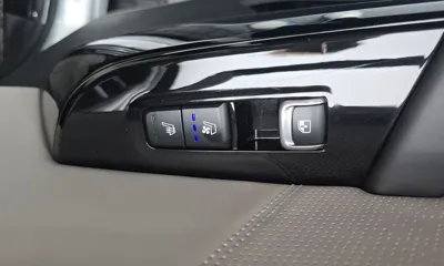 Kia Mohave 2021, 57512 км, за 22084.7 USD - фото 35