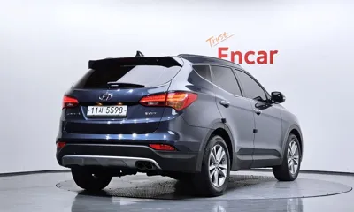 Hyundai Santafe 2015, 110890 км, за 5665.17 USD