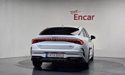 Kia K5 2023, 35149 км, за 18054.76 USD