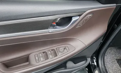 Hyundai Grandeur 2018, 151523 км, за 9702.41 USD - фото 19