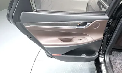 Hyundai Grandeur 2018, 151523 км, за 9702.41 USD - фото 25