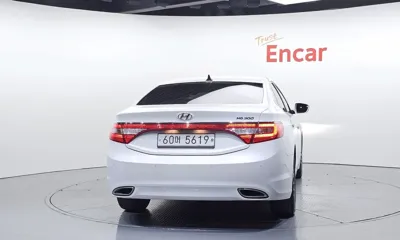 Hyundai Grandeur 2014, 143670 км, за 4304.63 USD