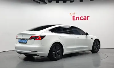 Tesla Model 3 2020, 76551 км, за 16576.73 USD