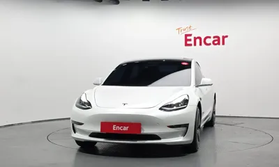 Tesla Model 3 2020, 76551 км, за 16576.73 USD