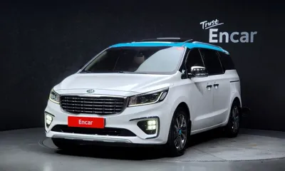 Kia Canival · 2020 год