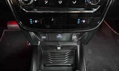 KG_Mobility_Ssangyong TIBOLI 2022, 54643 км, за 9584.88 USD - фото 28