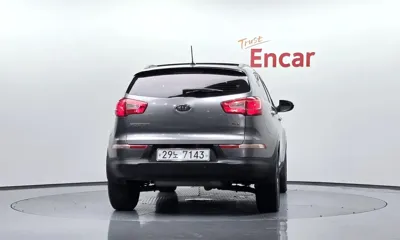 Kia Sportage 2012, 176189 км, за 3841.89 USD