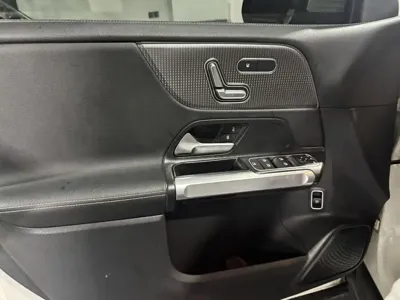 Mercedes-Benz GLB 2023, 48000 км, за 22679.84 USD - фото 10