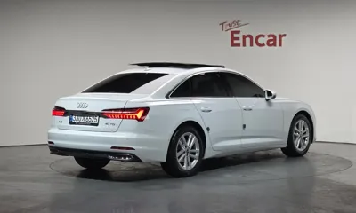 Audi A6 2022, 73661 км, за 20283.58 USD
