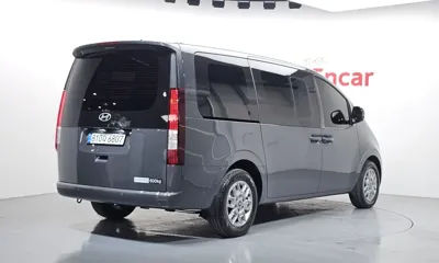 Hyundai Staria 2026, 822 км, за 27947.9 USD