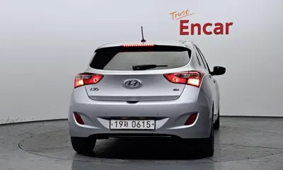 Hyundai i30 2016, 53604 км, за 5057.8 USD