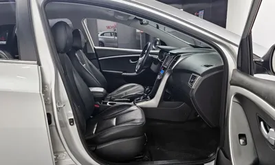 Hyundai i30 2016, 53604 км, за 5057.8 USD - фото 10