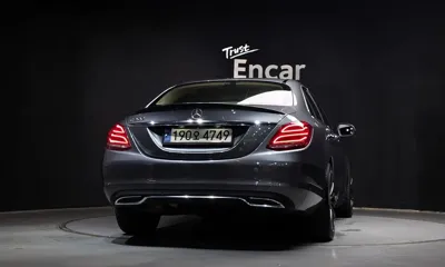 Mercedes-Benz C-Class 2018, 114446 км, за 9250.82 USD