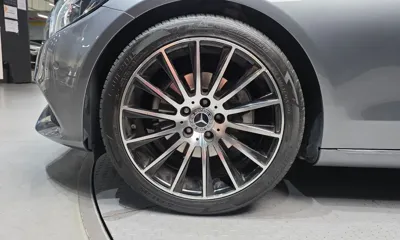 Mercedes-Benz C-Class 2018, 114446 км, за 9250.82 USD