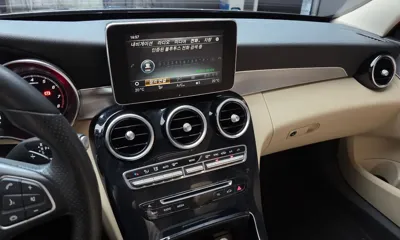 Mercedes-Benz C-Class 2018, 114446 км, за 9250.82 USD - фото 14