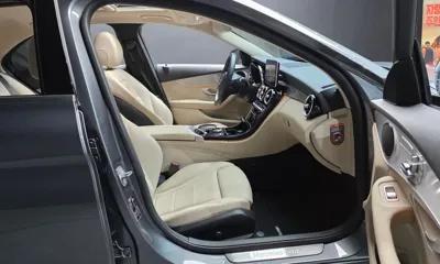 Mercedes-Benz C-Class 2018, 114446 км, за 9250.82 USD - фото 26