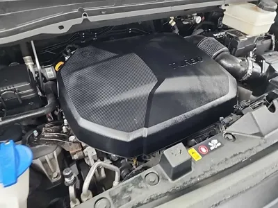 Hyundai Staria 2022, 222553 км, за 7752.45 USD